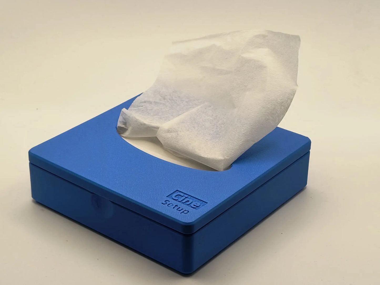 KimtechBox_blau_geschlossen_voll_liegend