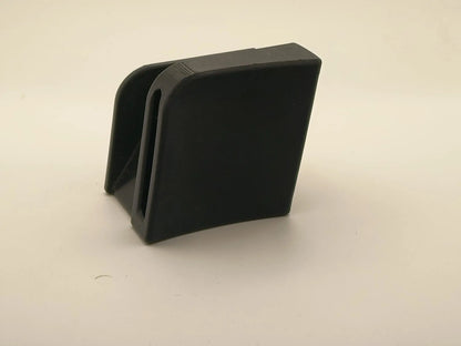 Klappenhalter_rechts_Innen_schwarz